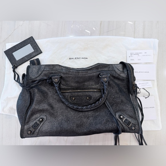 Balenciaga Handbags - Balenciaga Metallic classic city bag